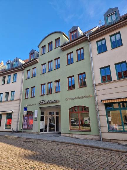 Das heutige Stammhaus in der Gerberstraße 5 wurde im Jahr 1992 neu erbaut und hat sich mit einer Vielzahl von gut ausgebildeten Mitarbeitern gut entwickelt.